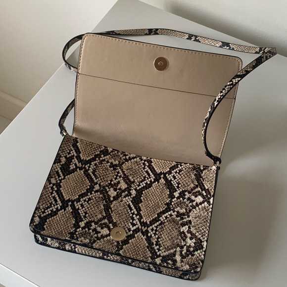 snakeskin printed bag - Picture 3 of 4